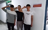 “建黨員標(biāo)兵宿舍，做文明示范先鋒”