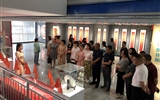 經(jīng)濟(jì)管理系黨總支開展參觀“紅色文化藝術(shù)館”，獻(xiàn)禮建黨100周年活動
