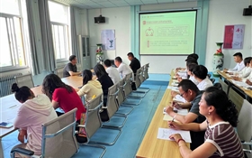 黨委副書記、副校長(zhǎng)張開禮到信息技術(shù)學(xué)院為師生講授黨課